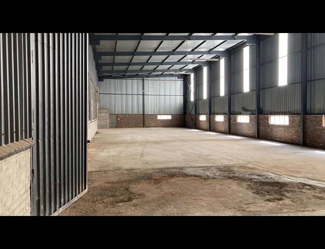 1,320M² WAREHOUSE FOR SALE IN RANDFONTEIN CENTRAL